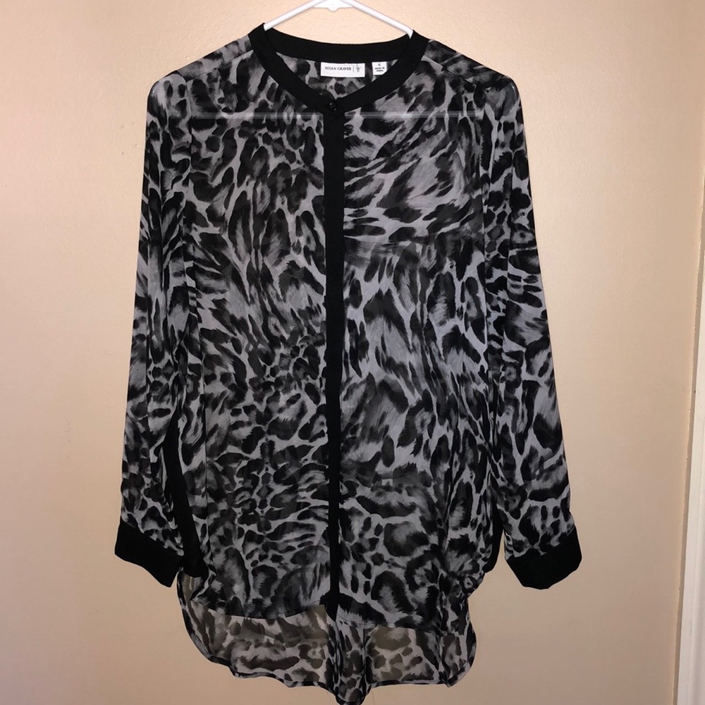 Susan Graver Black White Animal Print Blouse Sz 6